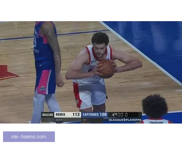 杨瀚森远赴墨西哥城出战季后赛快船弃用他仍肩负重任